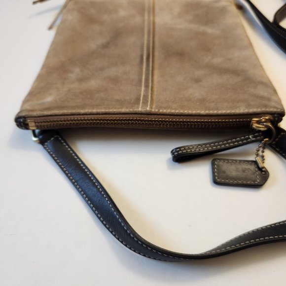 Vintage Coach Tan Suede Fringed Crossbody Bag - Picture 8 of 16